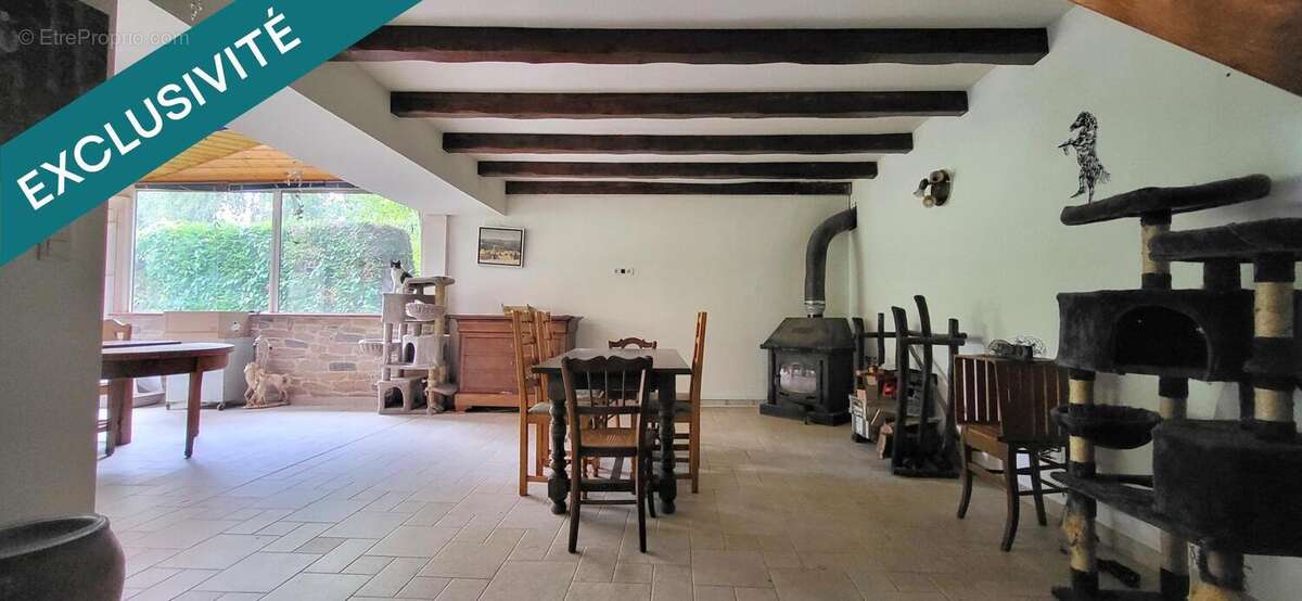 Maison 174 m² à Saint-Maurice-Colombier  - photo 6