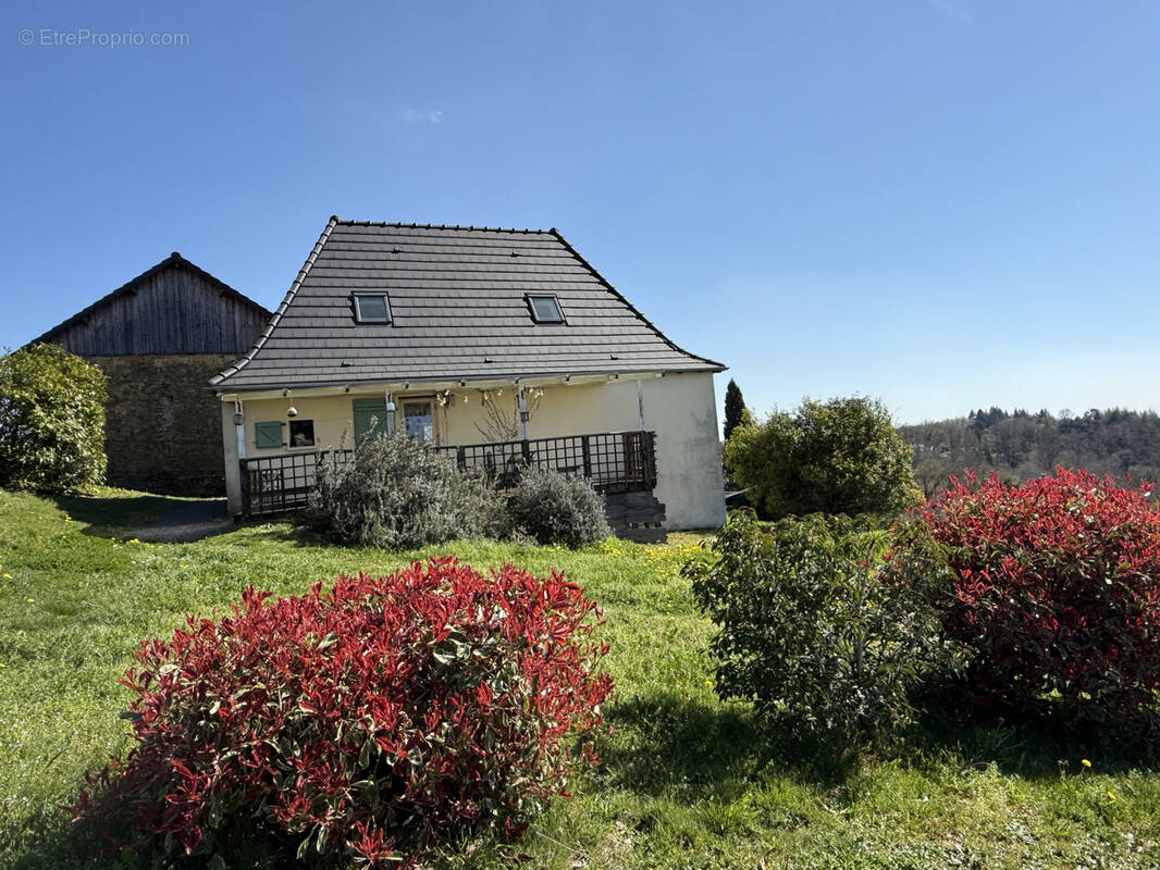 Maison à LASCAUX
