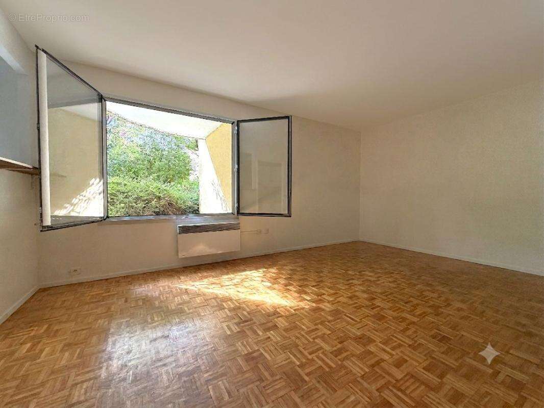Appartement à VANVES