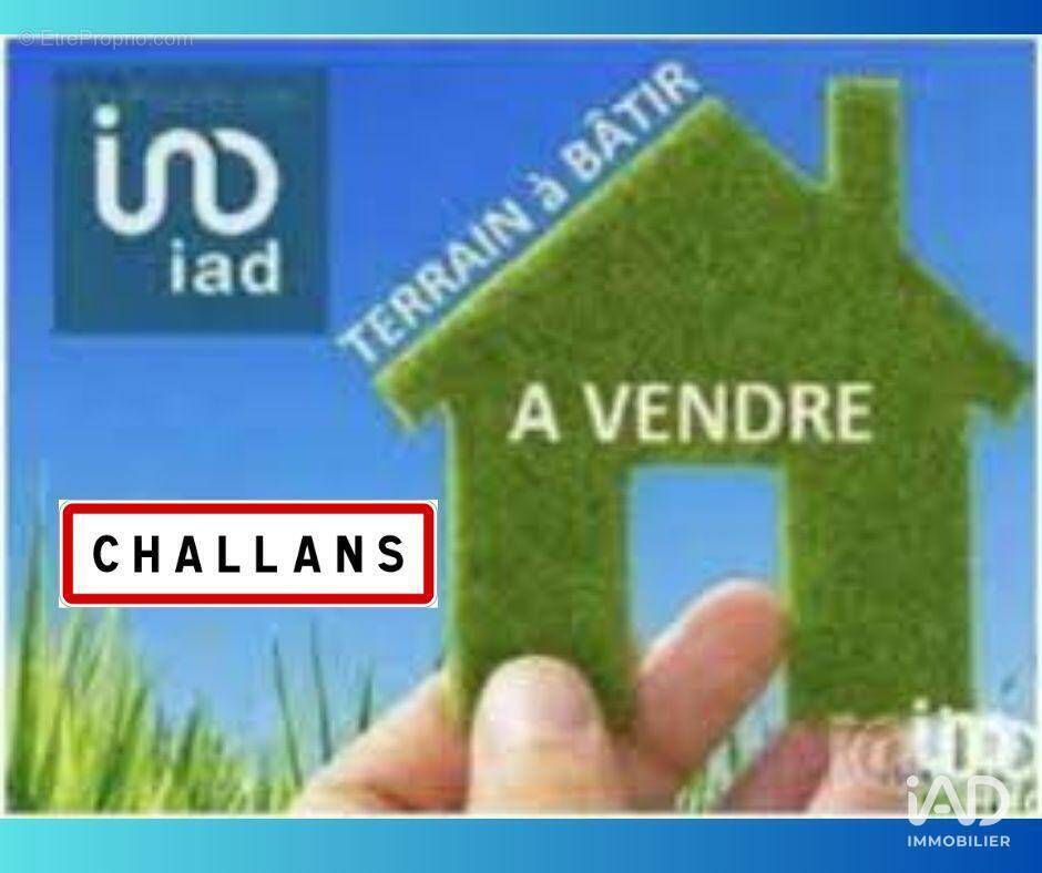 Photo 1 - Terrain à CHALLANS