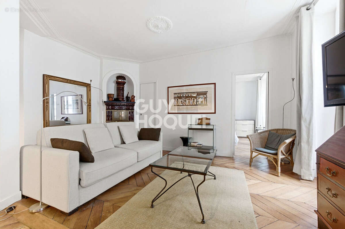 Appartement à PARIS-9E