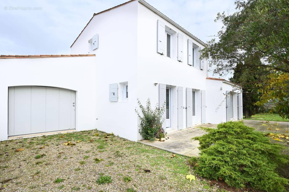 Maison à SAINTE-MARIE-DE-RE