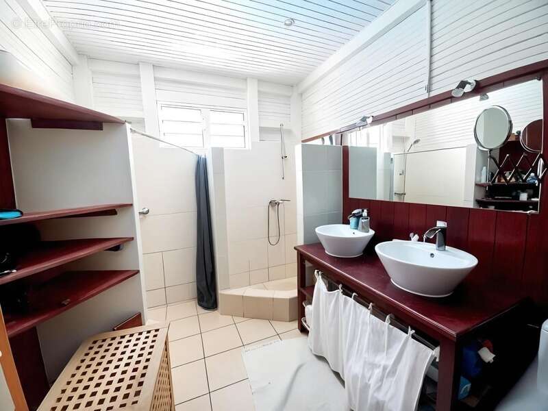 Maison à SAINTE-ANNE