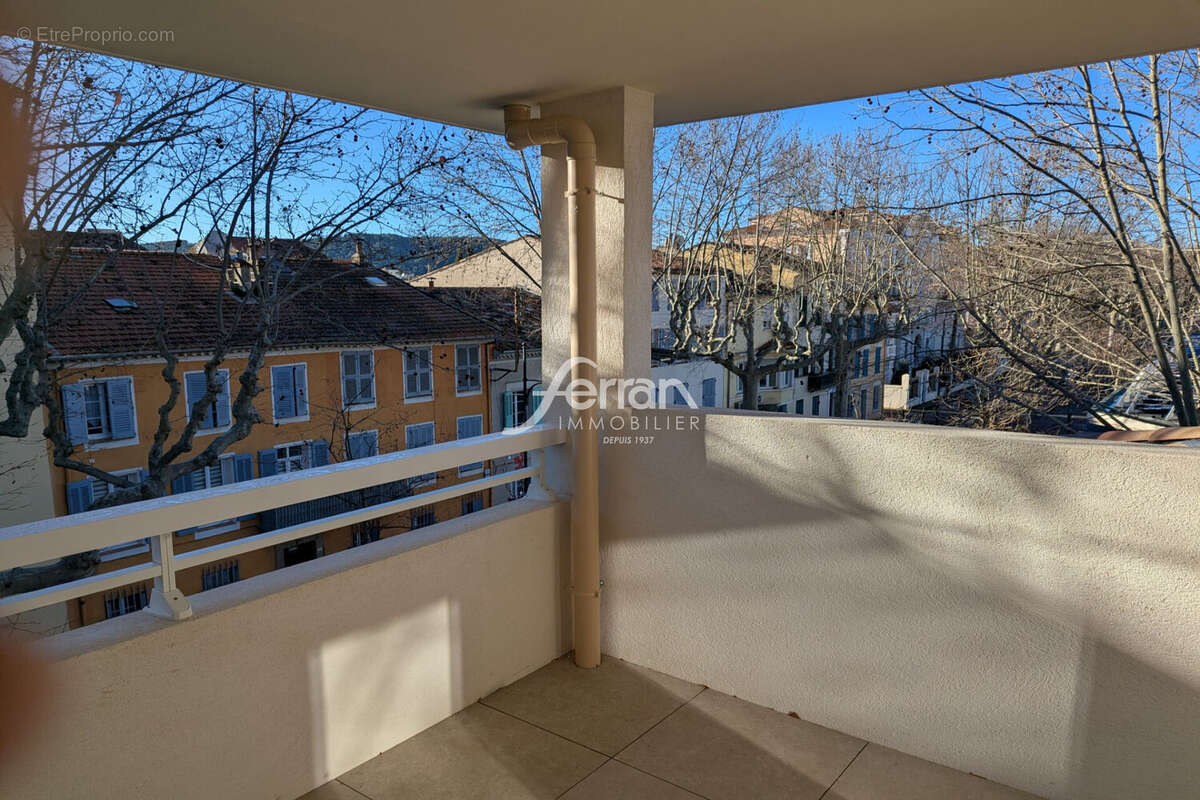 Appartement à DRAGUIGNAN