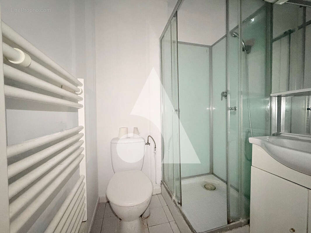 Appartement à MONTROUGE