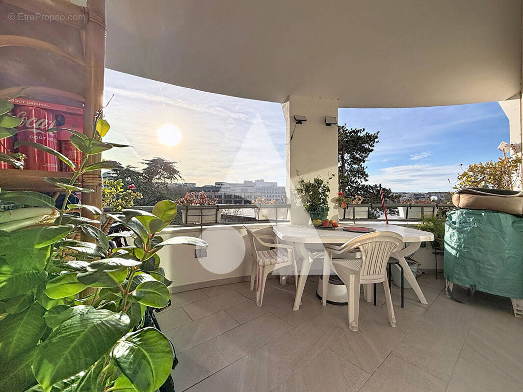 Appartement à RUEIL-MALMAISON