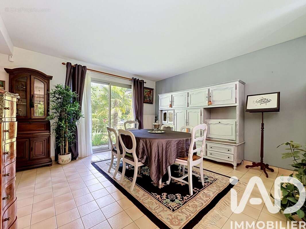 Maison 125 m² à Orvault  - photo 4