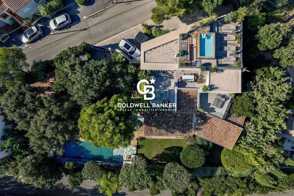 Maison à CAVALAIRE-SUR-MER