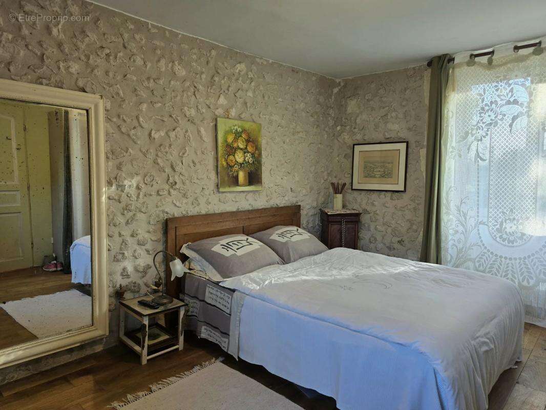 Maison à VERTEILLAC