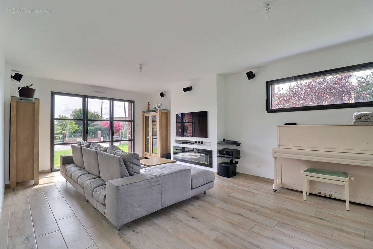 Maison à QUIERY-LA-MOTTE