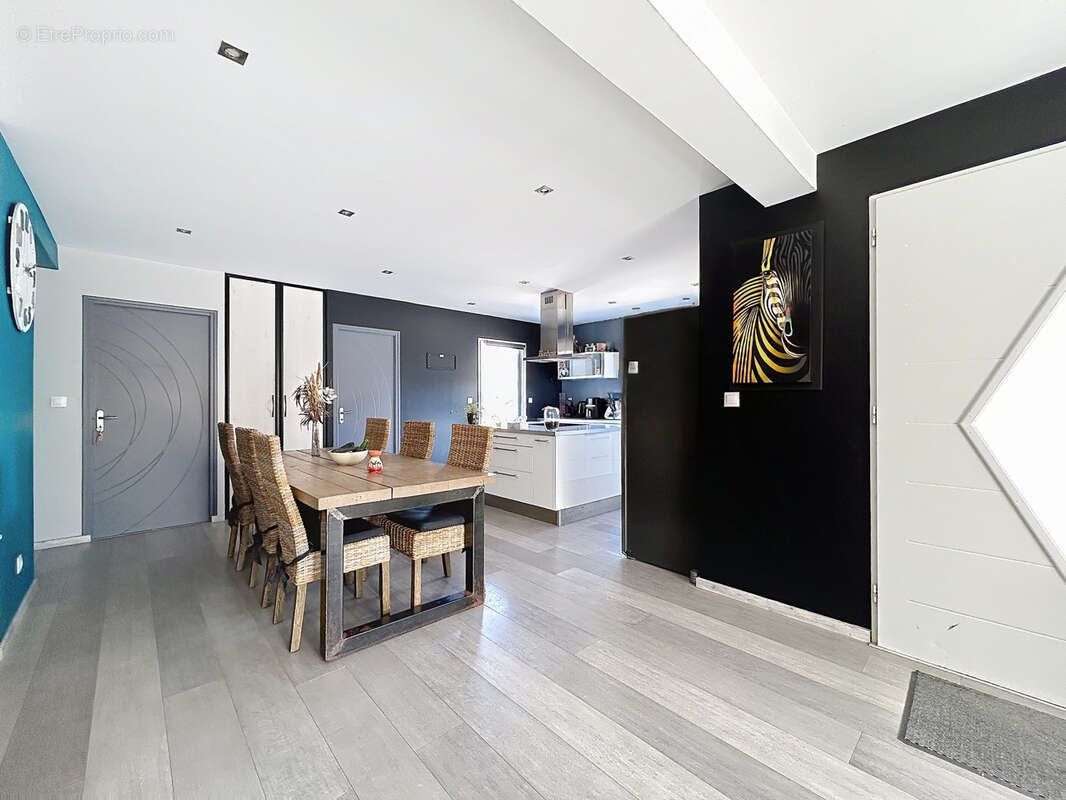 Maison à GOUVILLE-SUR-MER