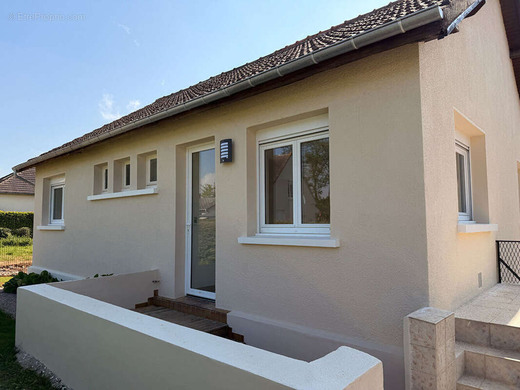 Maison à POTIGNY