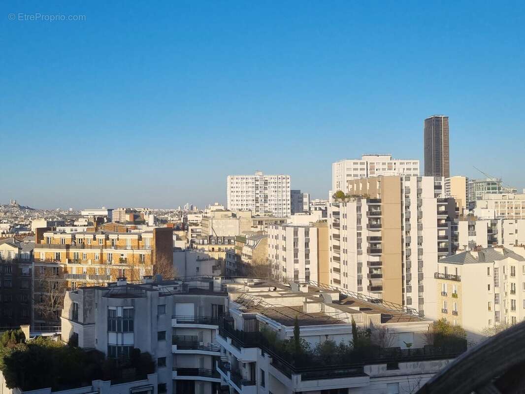 Appartement à PARIS-15E