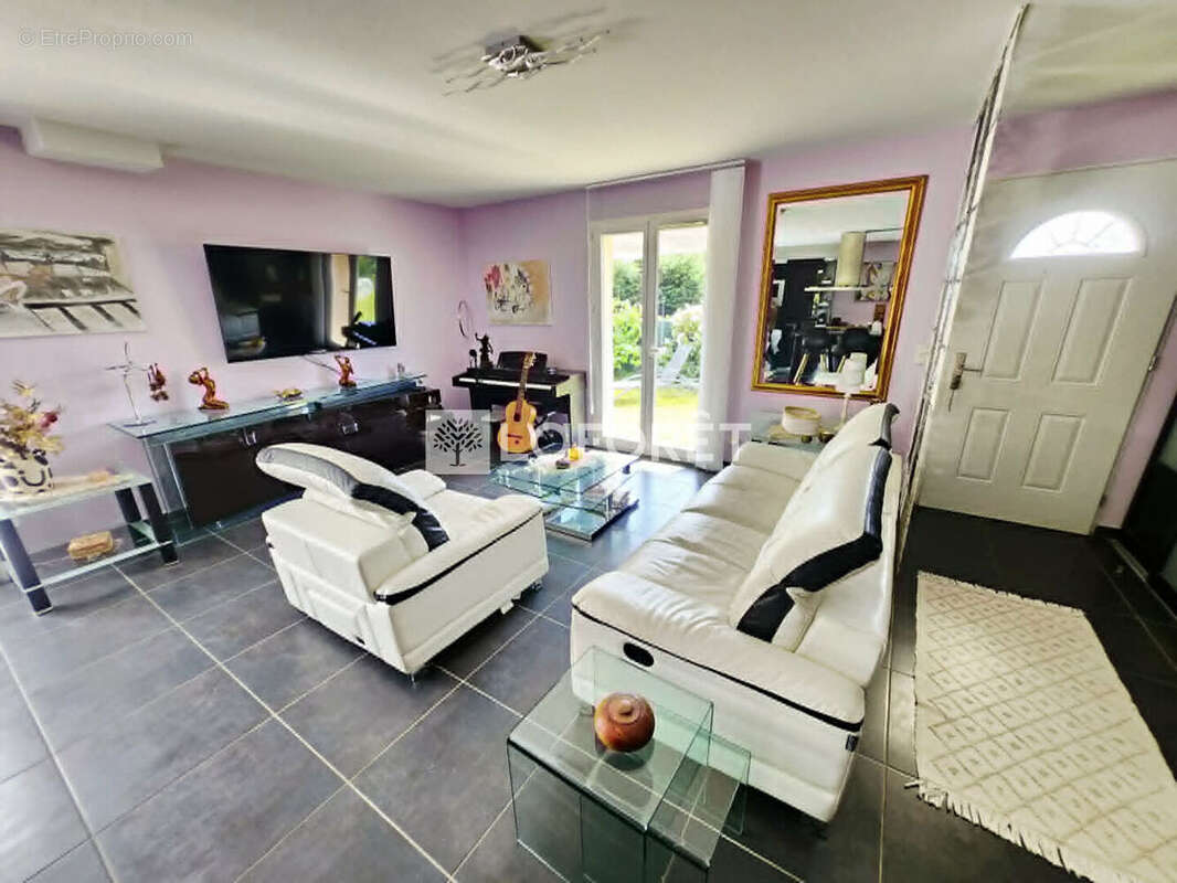 Maison à ROCBARON