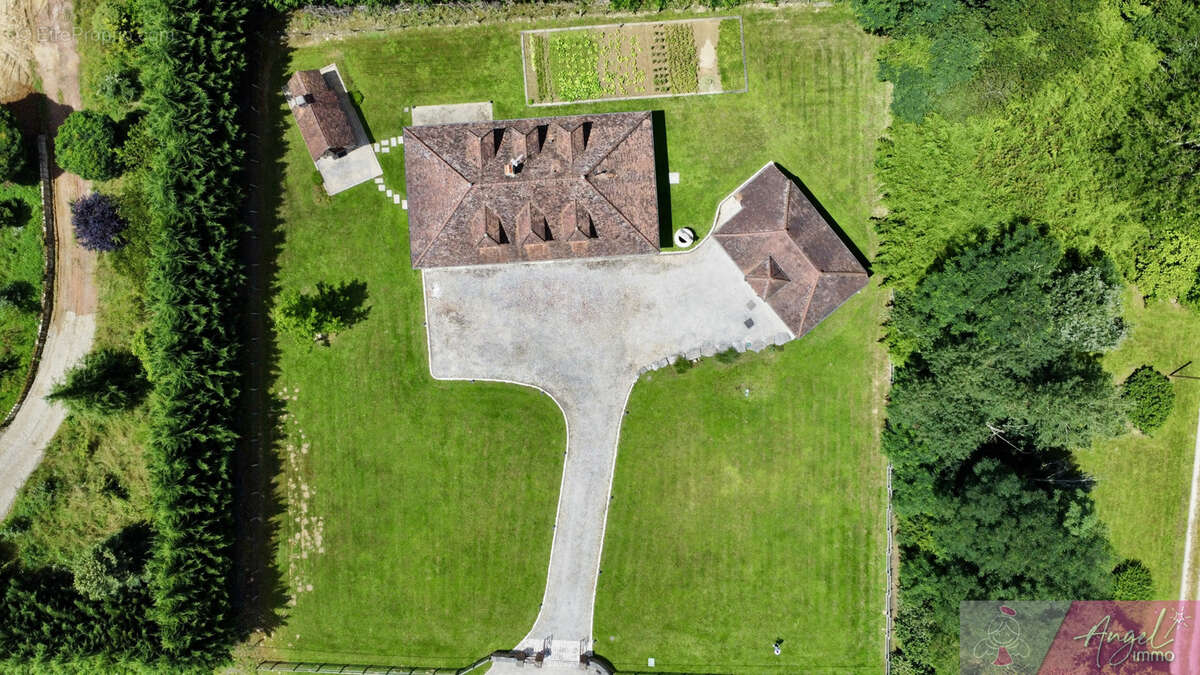 Maison à SAINT-GERMAIN-DU-BOIS