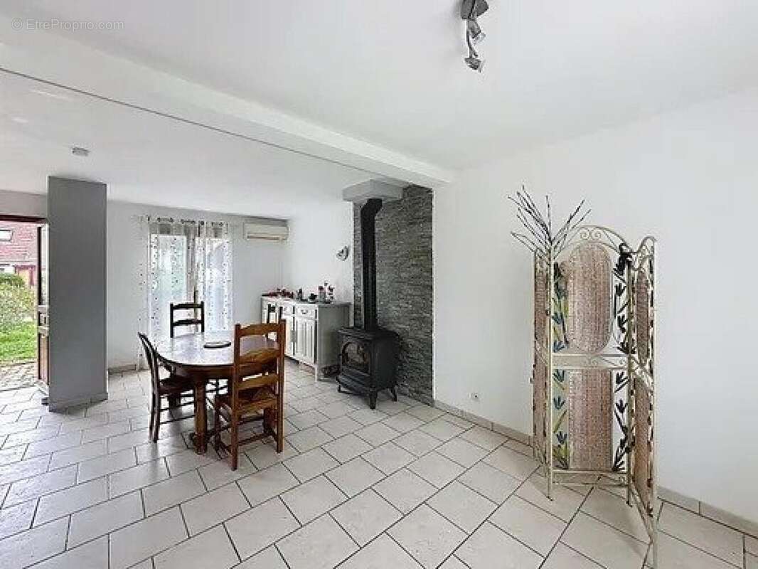 Photo 4 - Maison à VOISCREVILLE