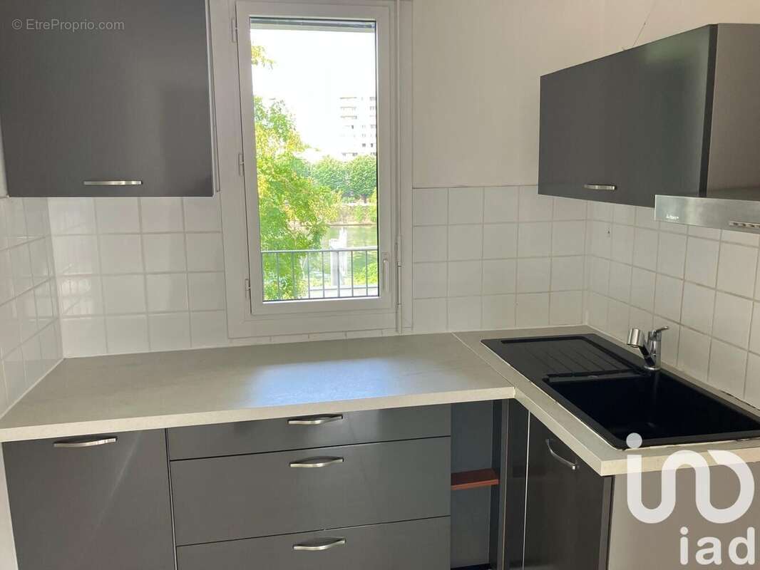 Photo 5 - Appartement à SAINT-DENIS