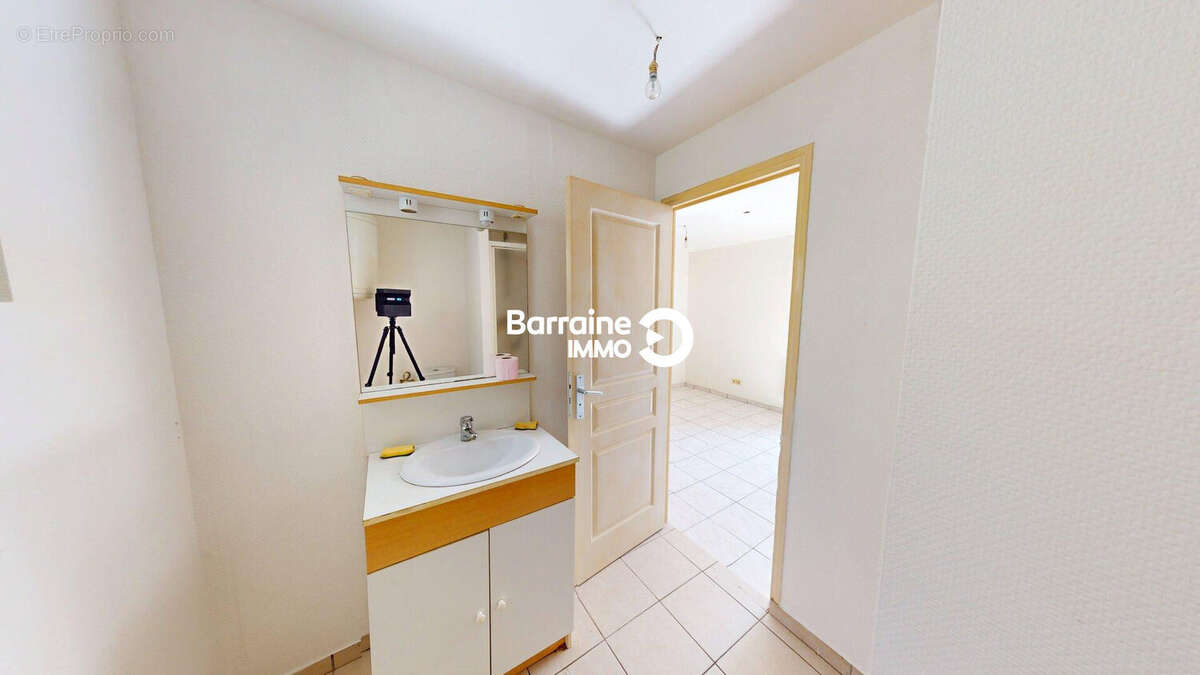 Brest penfeld immeuble de rapport 4 lots : 2 studios - 2 t2 duplex jardin - photo 19