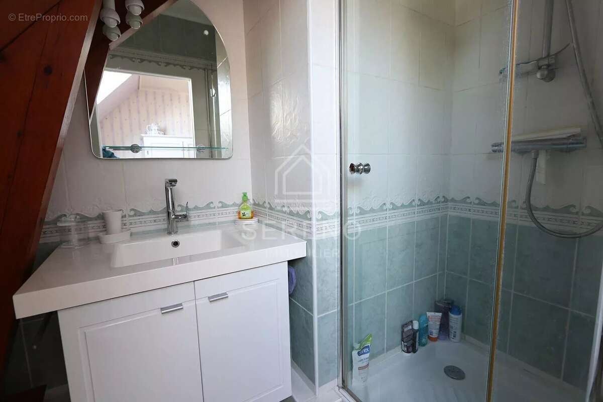 Maison à CHAMPS-SUR-MARNE