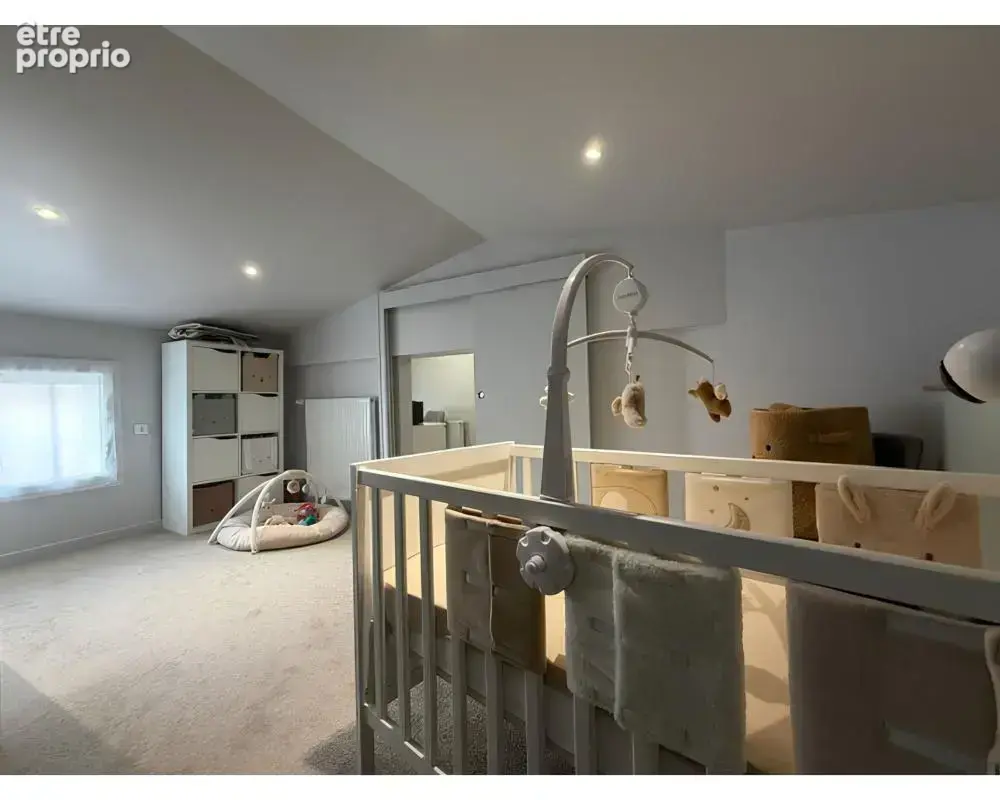 63730 LES MARTRES-DE-VEYRE, maison de bourg entièrement rénovée – 71 m², 3 pièces – - photo 8