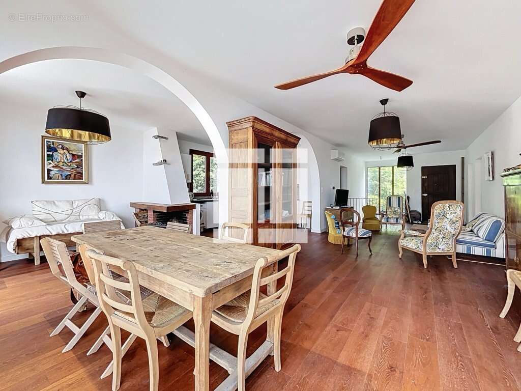 Maison à SANTA-MARIA-DI-LOTA