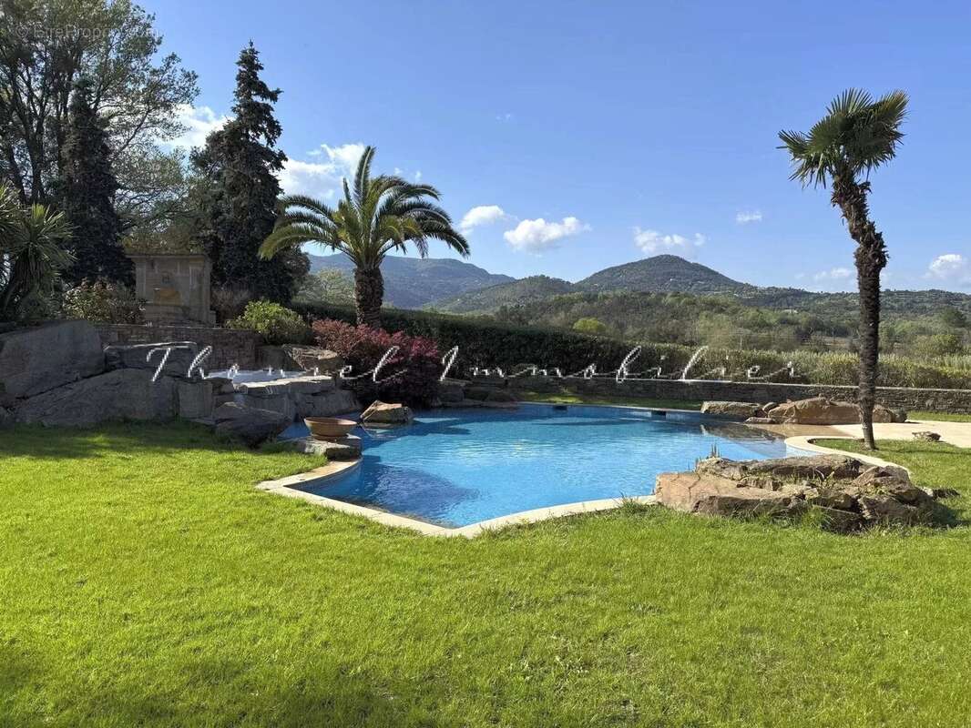 Maison à GRIMAUD