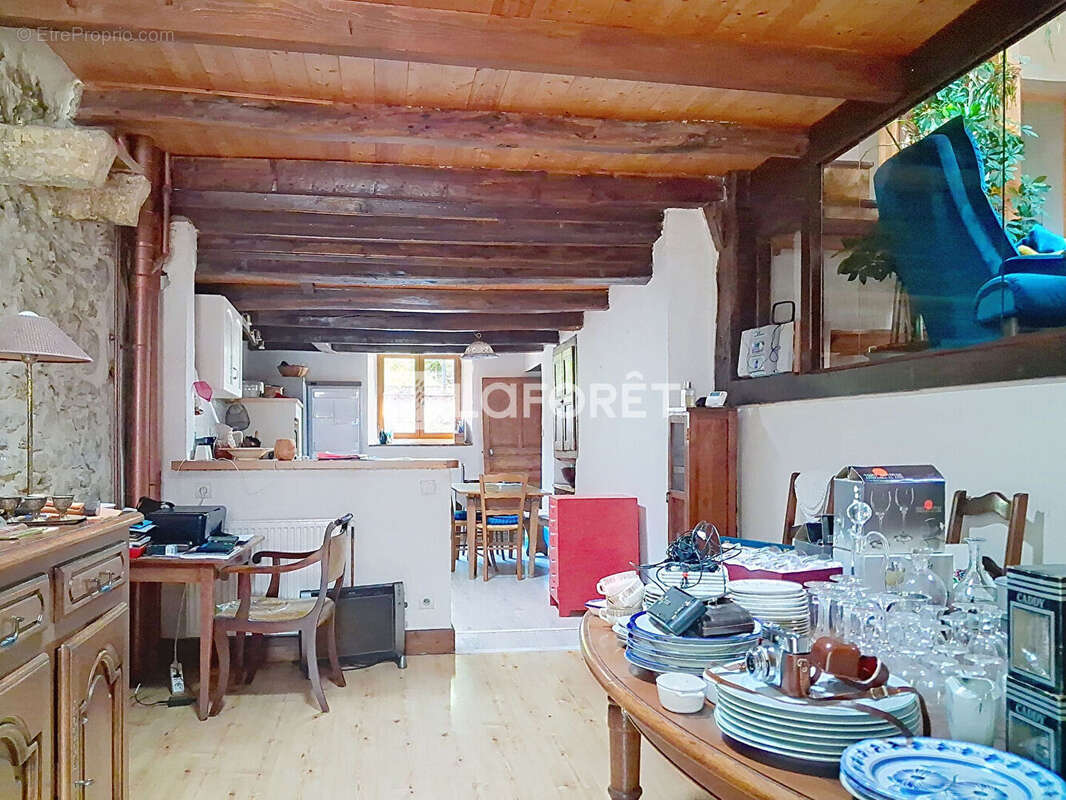 Maison à MATAFELON-GRANGES