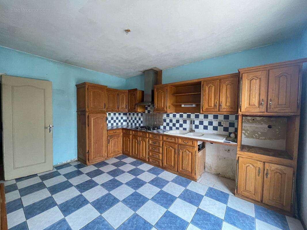 Maison à NOGENT-SUR-VERNISSON