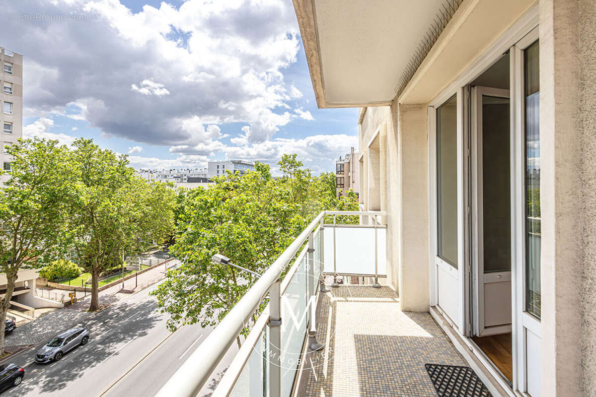 Appartement à MONTROUGE
