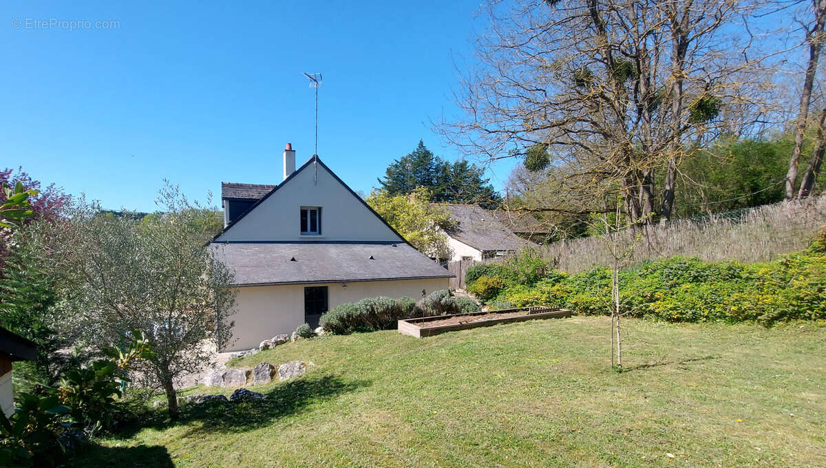 Maison à LA MEMBROLLE-SUR-CHOISILLE