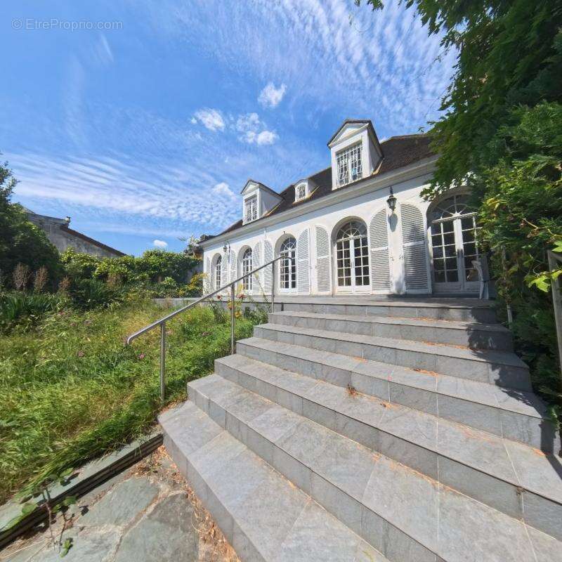 Maison à NOGENT-SUR-MARNE