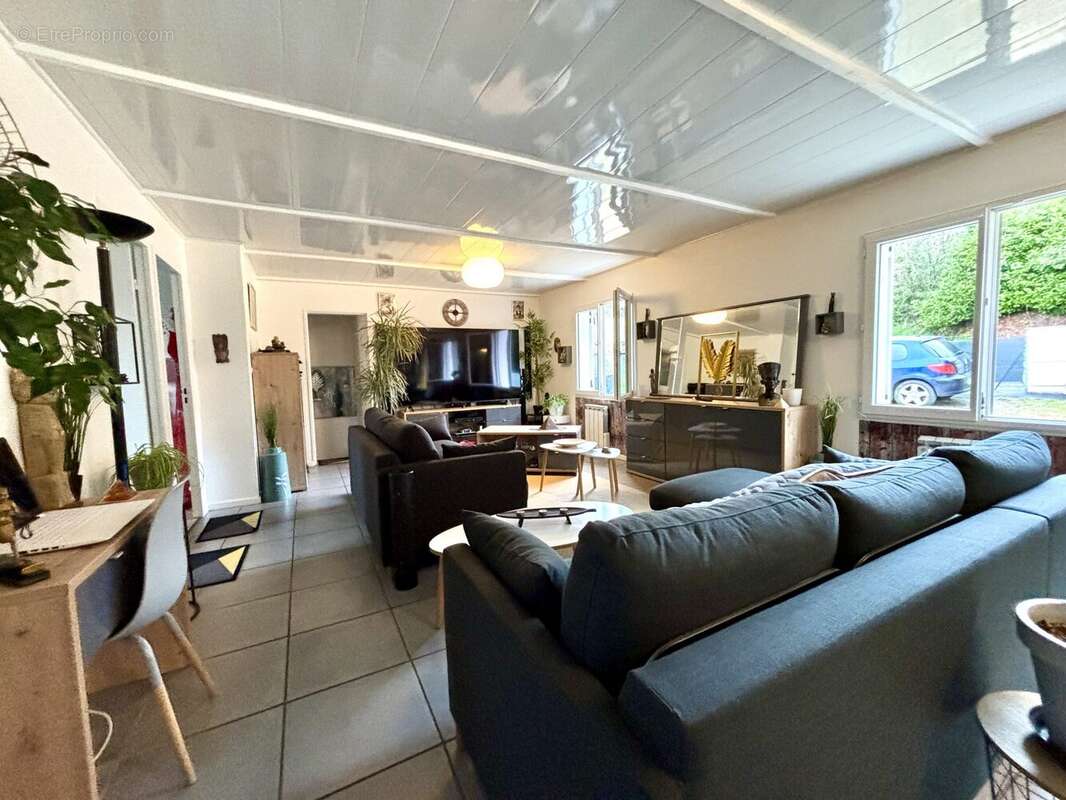 Maison à SAINT-JORY-LAS-BLOUX