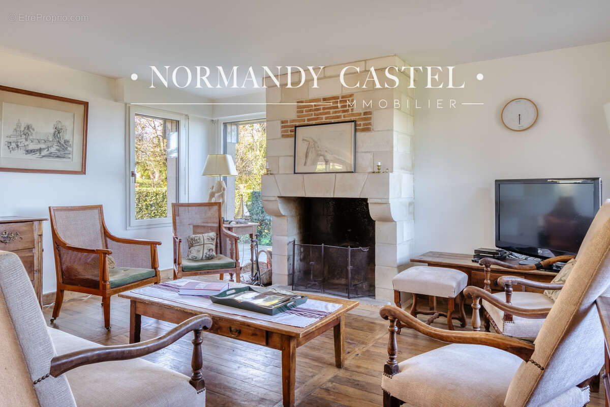 Maison à CRICQUEBOEUF