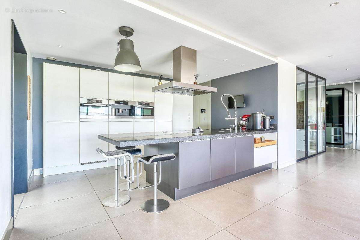 Maison à VILLETTE-DE-VIENNE