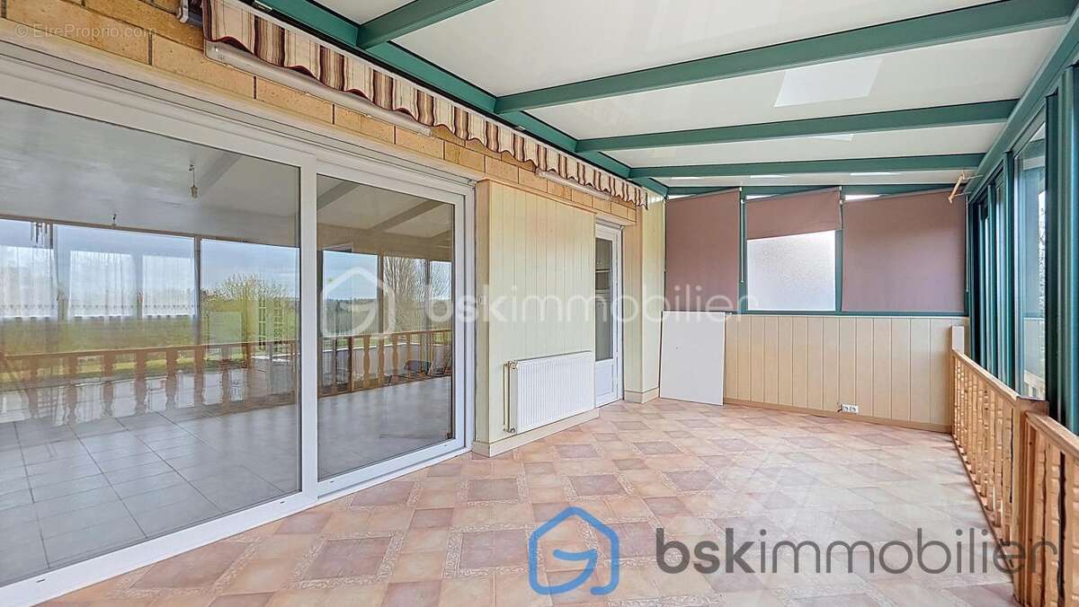 Maison à DOUCHY-LES-MINES