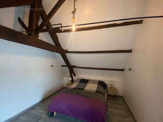 Maison à REGUINY