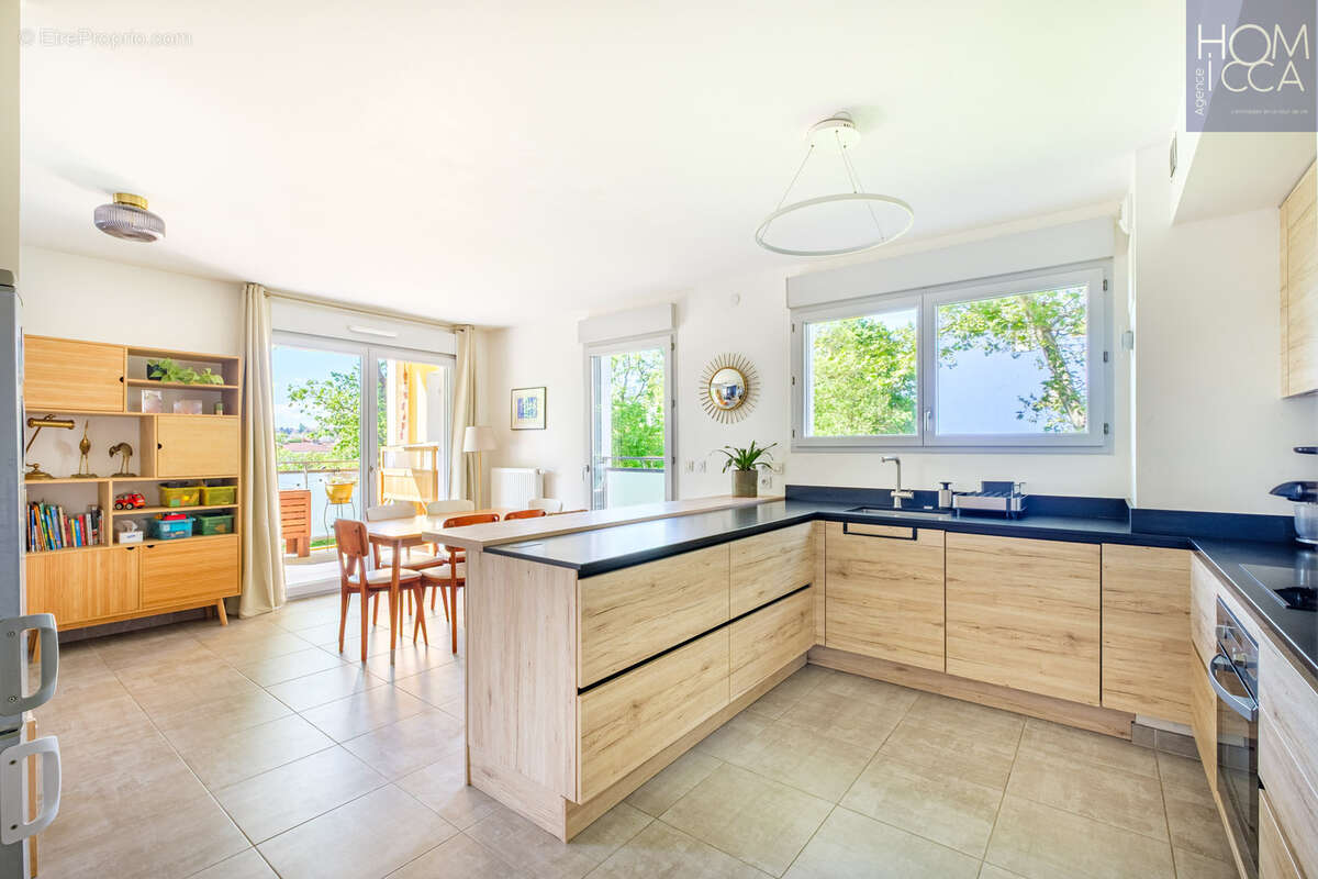 Appartement à LYON-9E