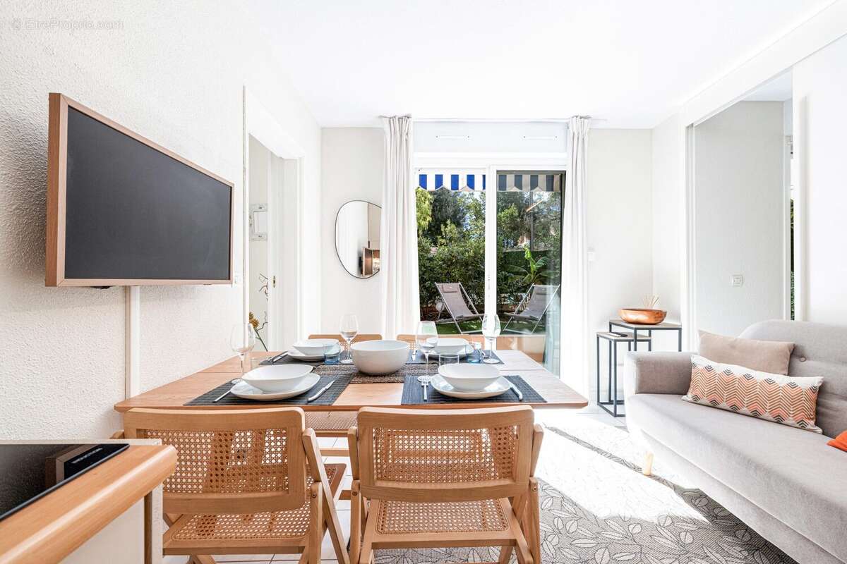 Appartement à ROQUEBRUNE-CAP-MARTIN