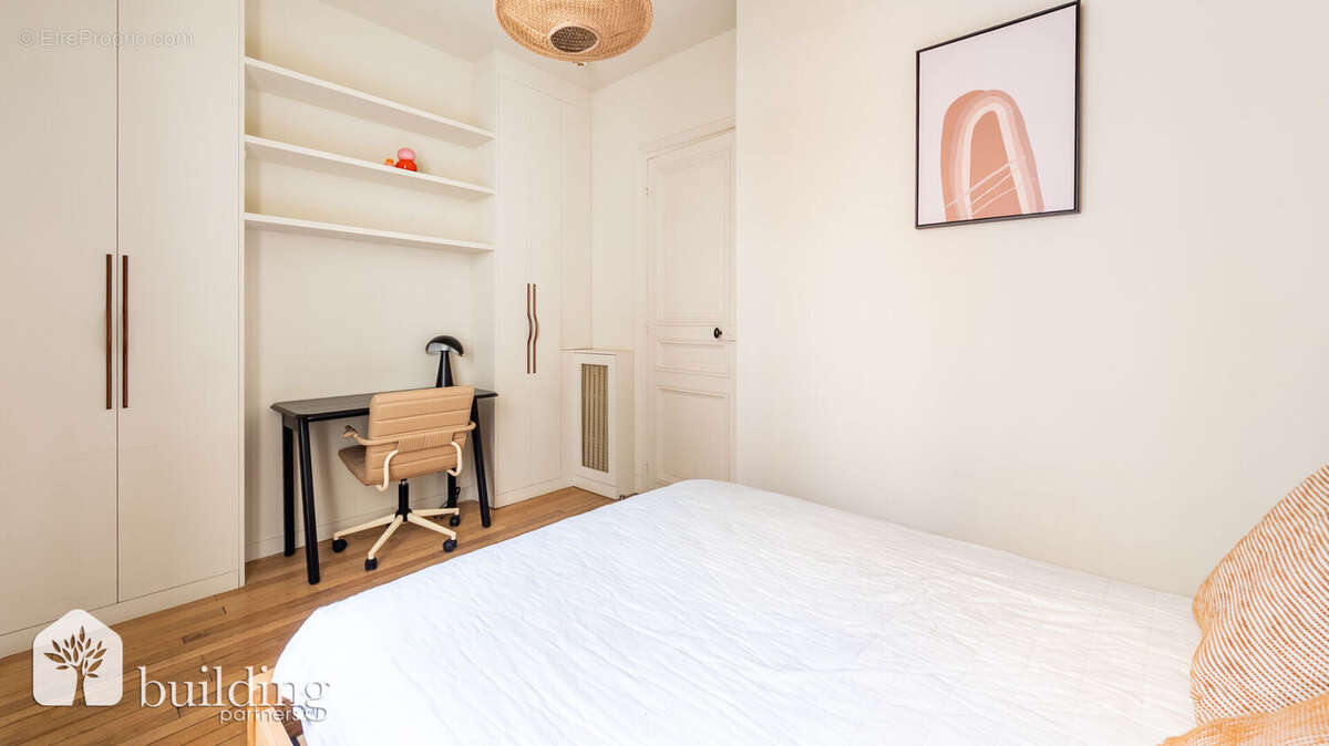 Appartement à NEUILLY-SUR-SEINE