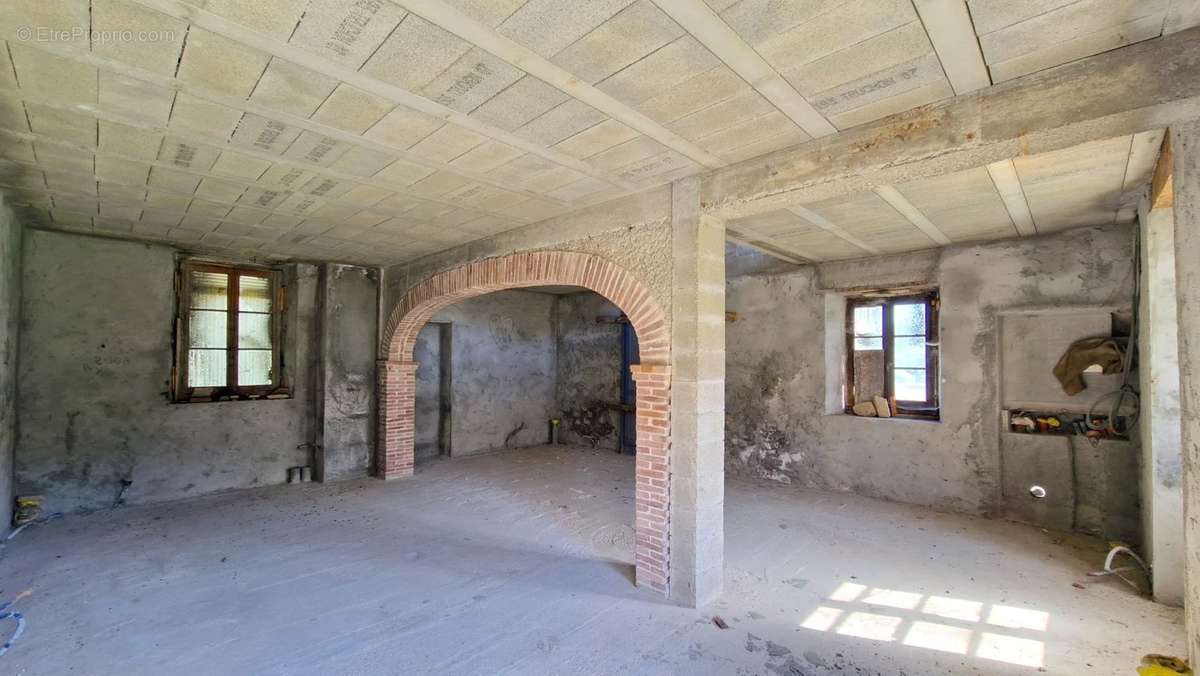 Maison à CHAPAREILLAN