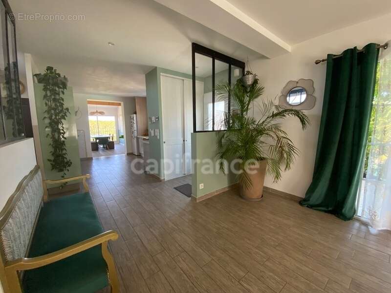 Maison à vendre avec vue panoramique à SAINT MAXIMIN (30) - photo 14