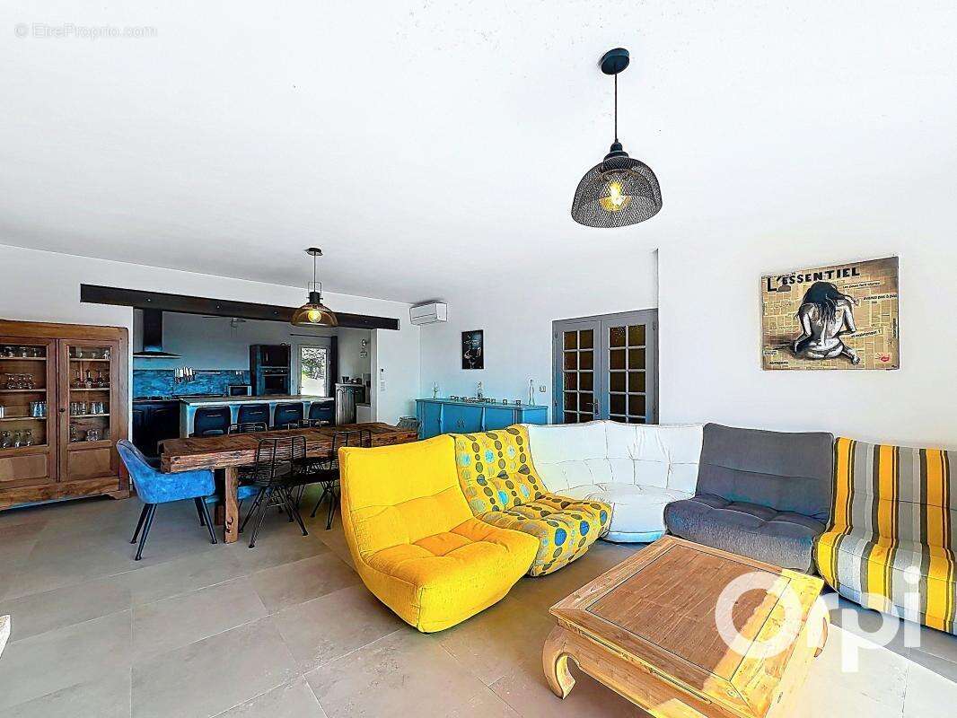 Maison à PORTO-VECCHIO