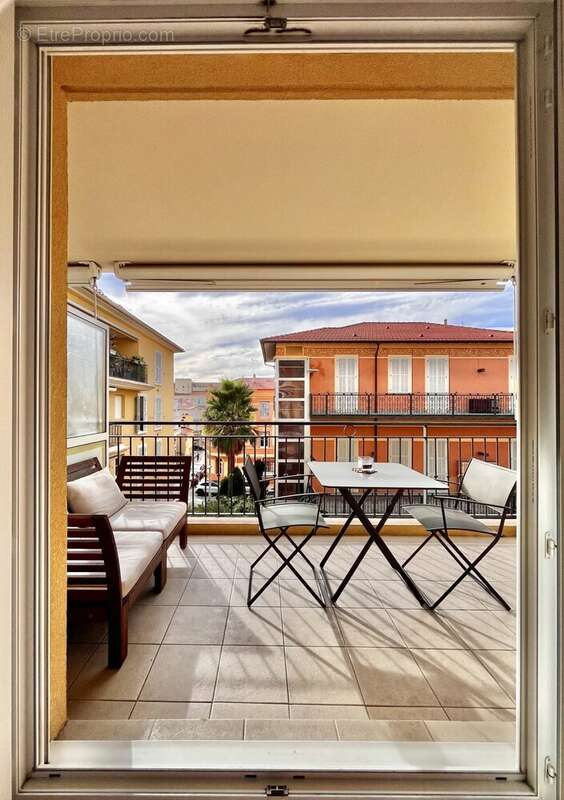 Appartement à MENTON