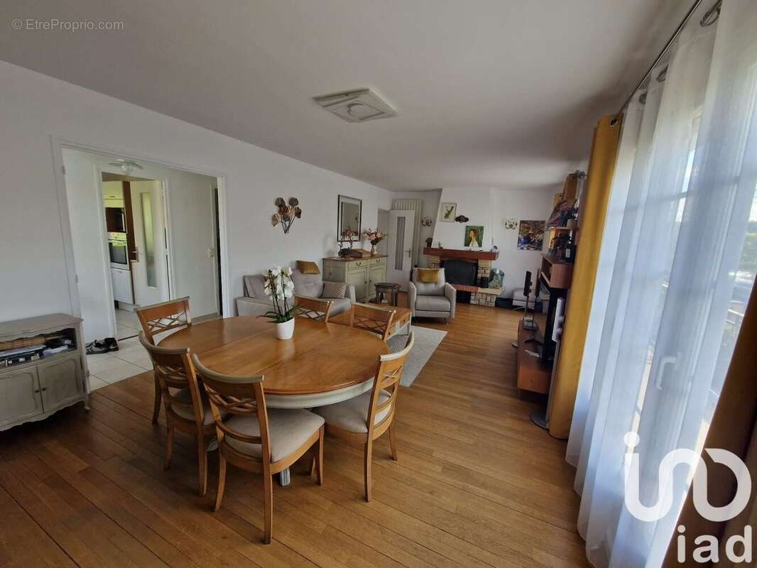 Photo 6 - Maison à RIS-ORANGIS