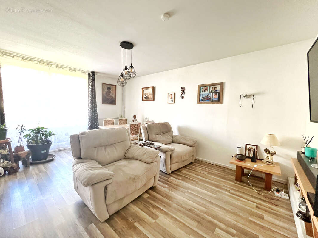 Appartement à SAINT-PRIEST