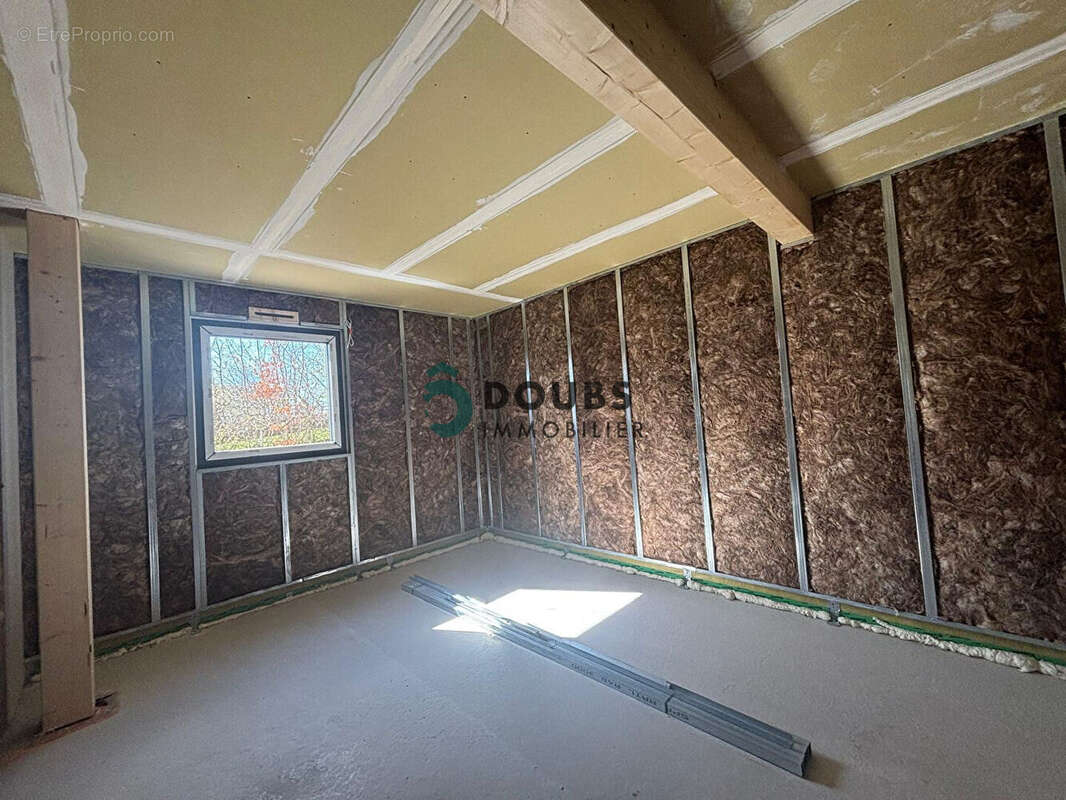 Appartement à FOURNETS-LUISANS
