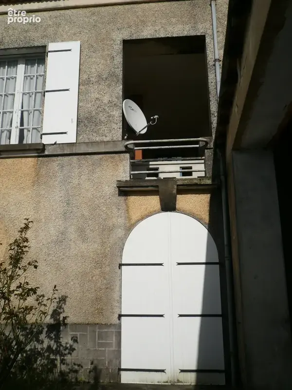  BURIE (17) A Vendre CORPS de FERME et Ses Nombreuses Dépendances  - photo 23