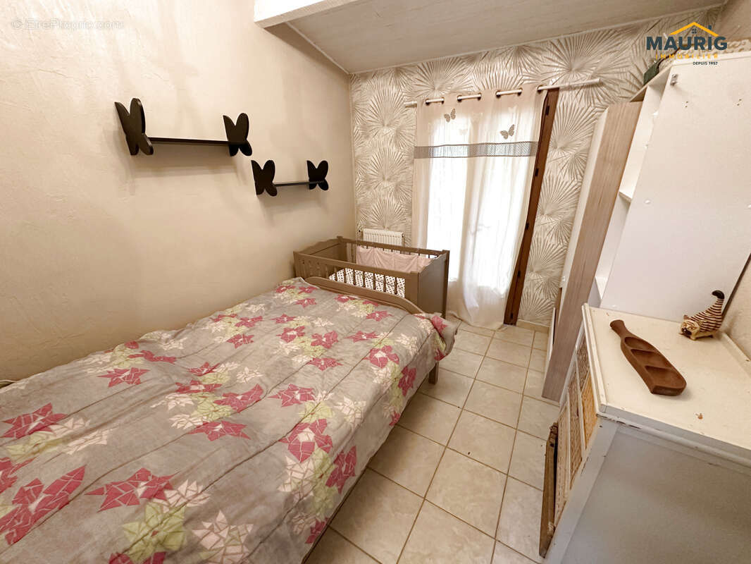 Marmande 47200 Maison en pierre 217m2 avec un T2 attenant - photo 17