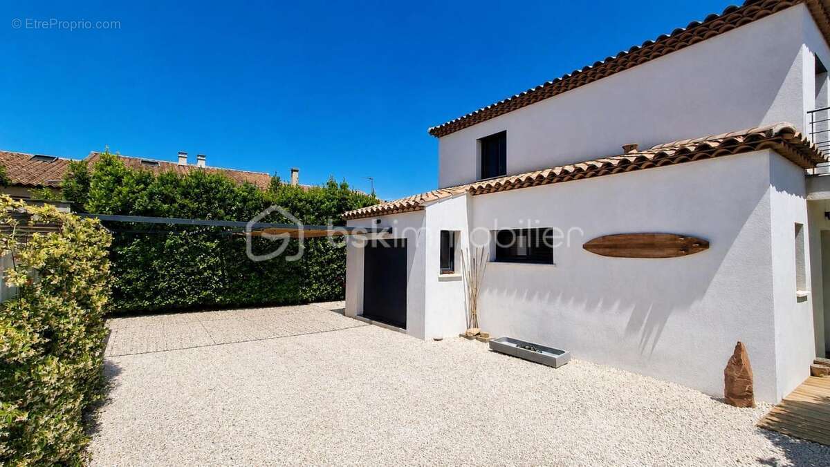 Maison à LA FARLEDE