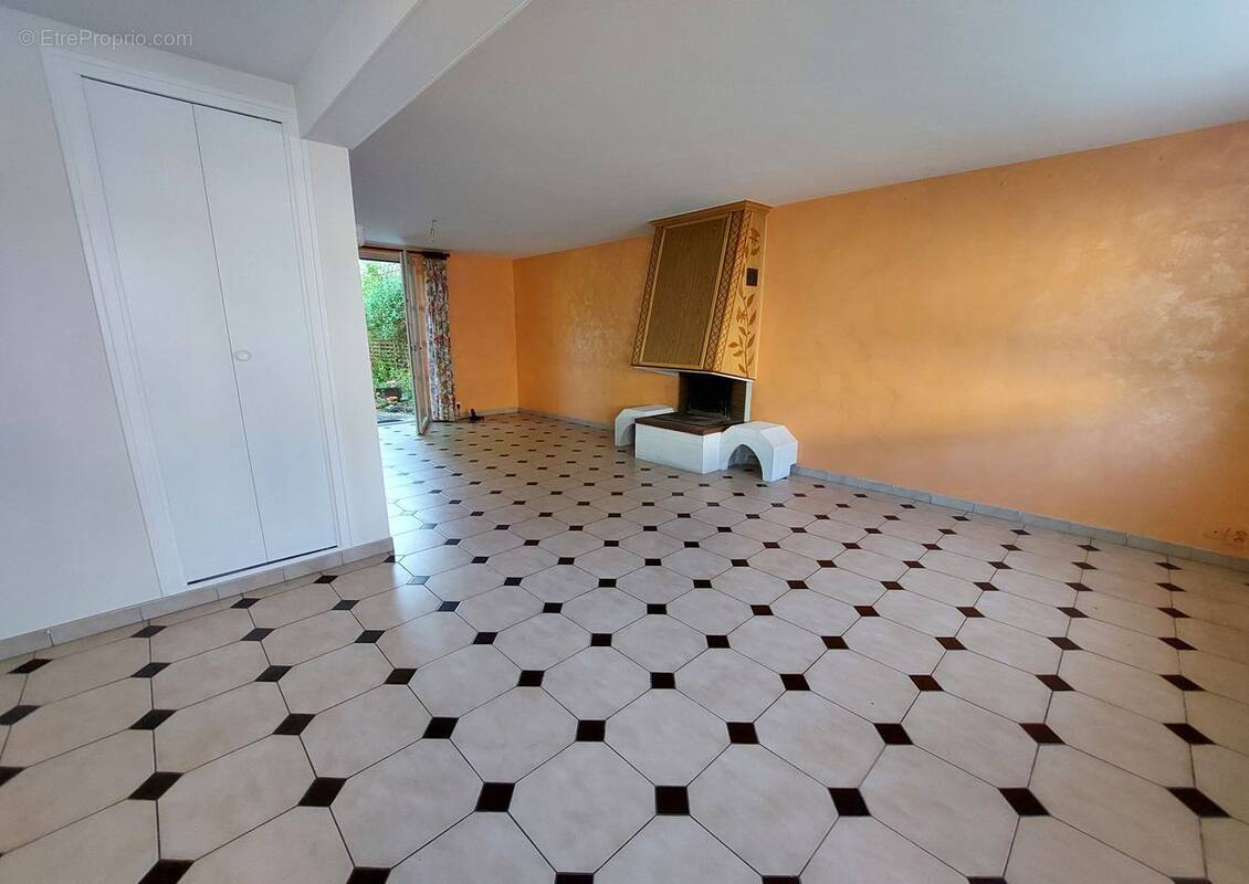 Maison à SAINT-BARTHELEMY-D&#039;ANJOU